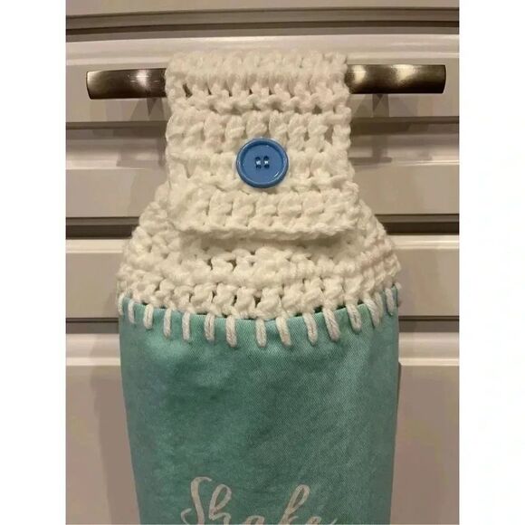 Crochet Top Kitchen Towel- Shake It Off (Salt And Pepper Shakers) - Picture 2 of 3